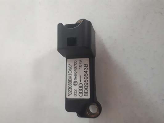 audi a4 1998 model darbe sensörü